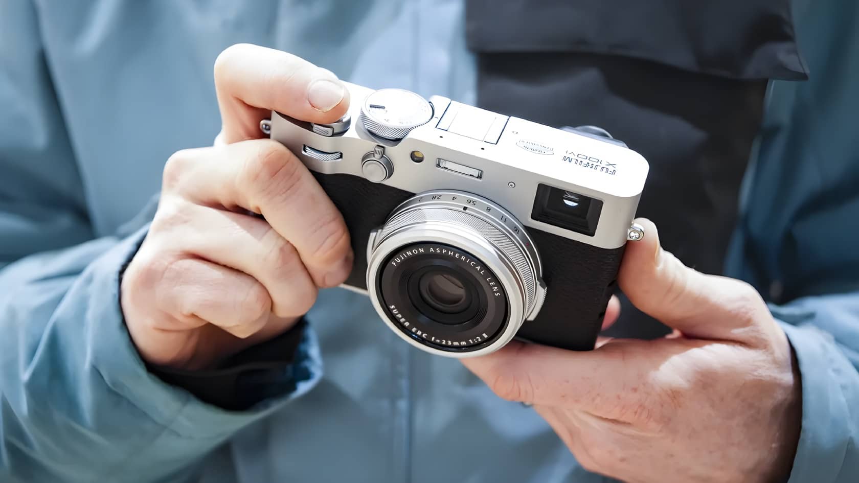 Fuji X100VI стал самым популярным фотоаппаратом 2024 года