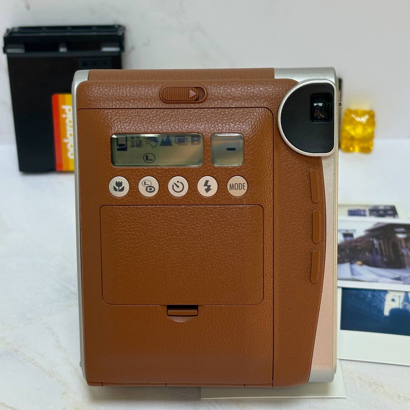 Пять творческих режимов на выбор у Instax Mini 90